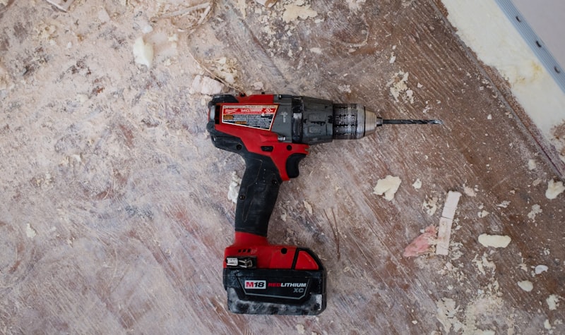 Professional flooring measurement tools and laser measuring device